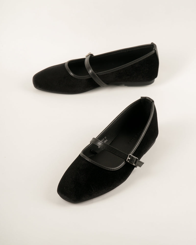 Blow Joan Velvet Flats Shoes Wanita BLWF 0046