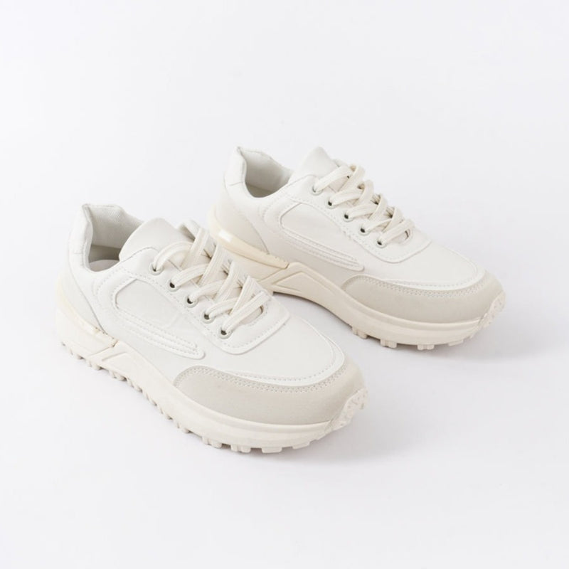 Blow Lena Sepatu Sneakers Wanita Sport Shoes White Sepatu Sekolah BLJIS 0006